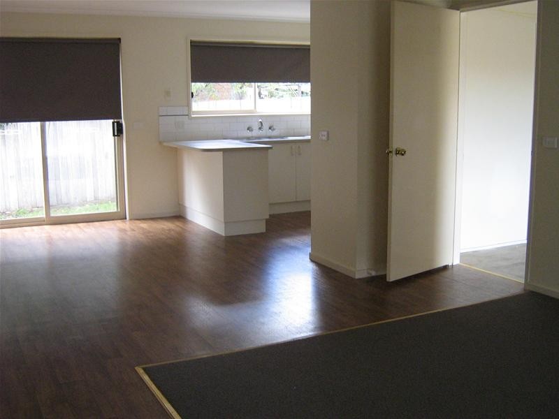 2/7 Dendle Street, Leopold VIC 3224