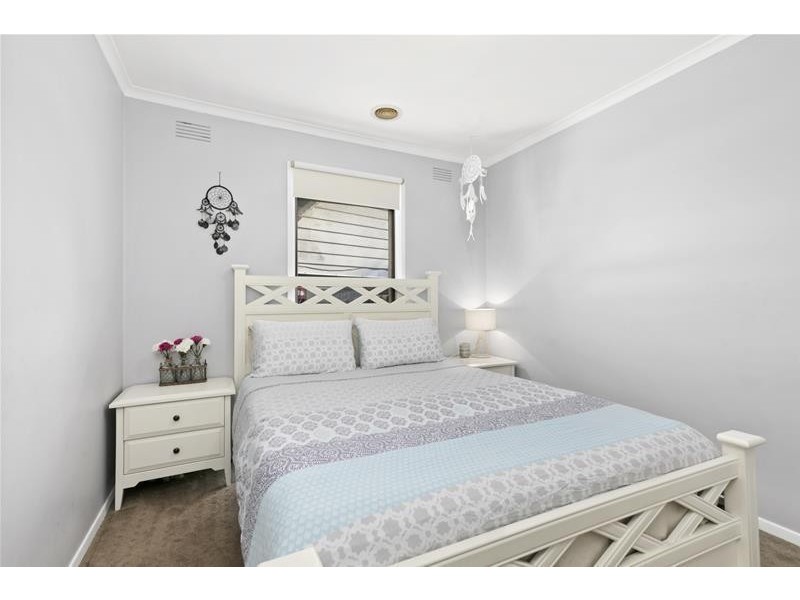 18 Clivedon Court, Leopold VIC 3224