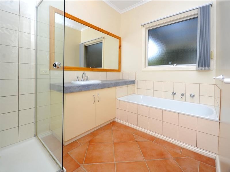 5 Wellam Court, Leopold VIC 3224