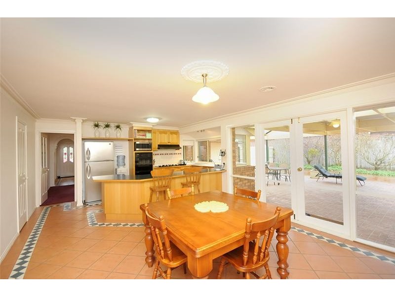 39 Balmoral Gardens, Leopold VIC 3224