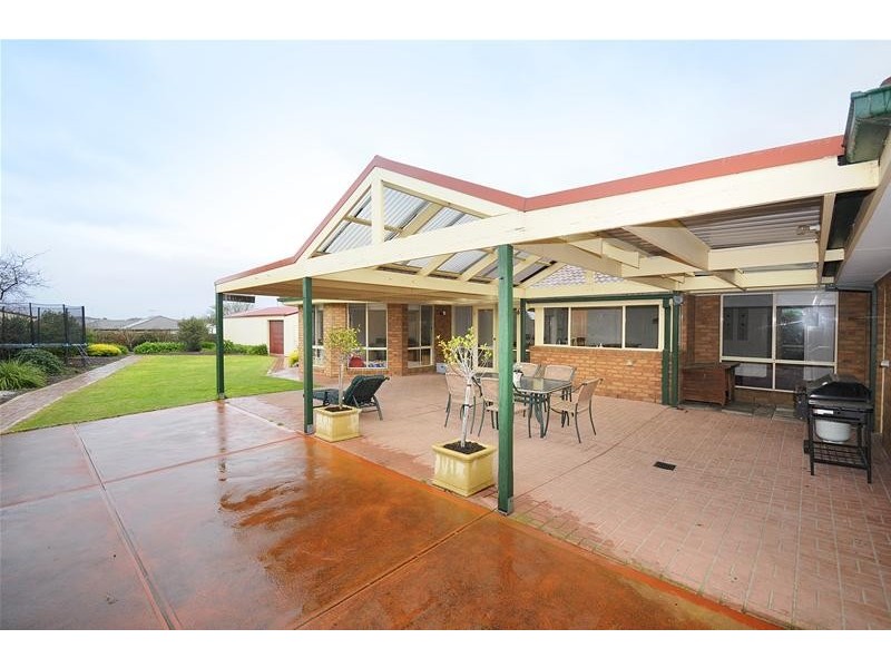 39 Balmoral Gardens, Leopold VIC 3224