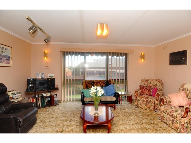 10 Heatherlea Court, Leopold VIC 3224