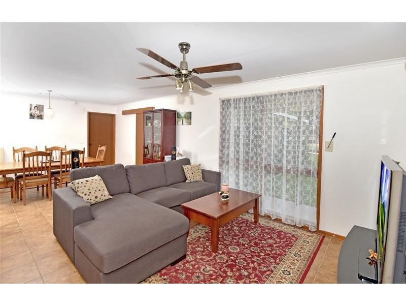 1/13 Carmichael Court, Leopold VIC 3224