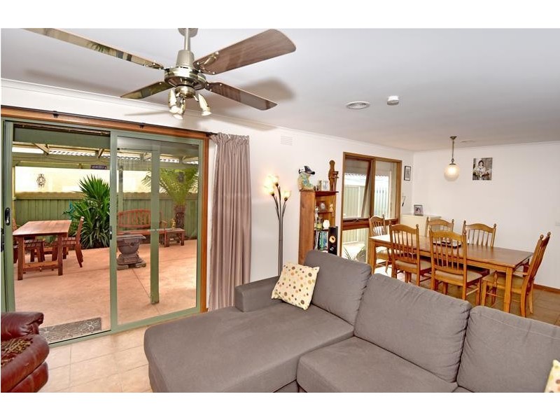 1/13 Carmichael Court, Leopold VIC 3224