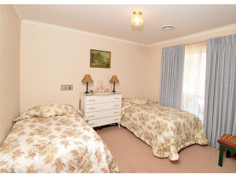 13 Heatherlea Court, Leopold VIC 3224