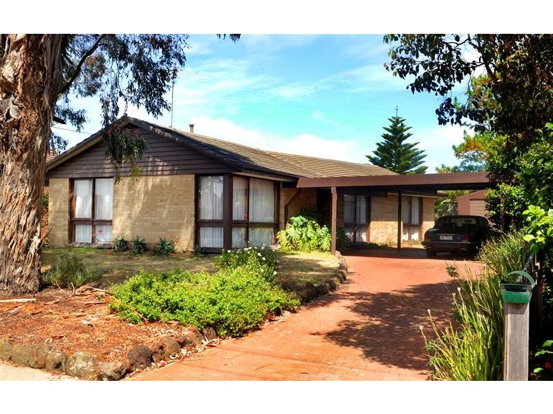 61 Simons Road, Leopold VIC 3224