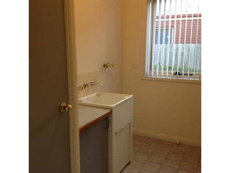 61 Burlington Crescent, Leopold VIC 3224