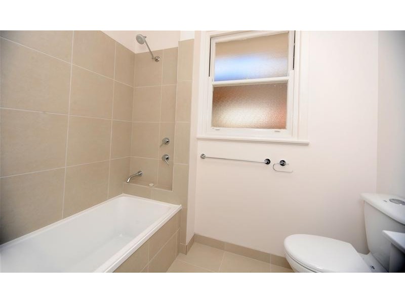 1/526 Ryrie Street, East Geelong VIC 3219