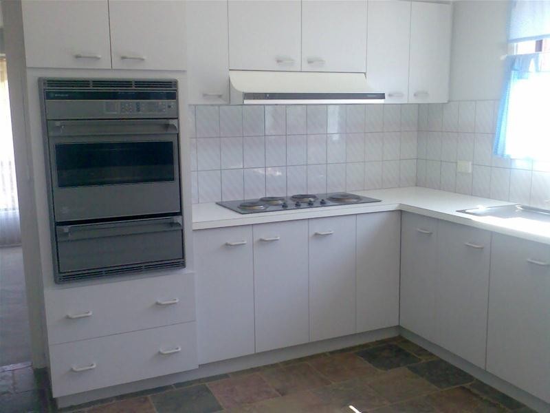 38 Kensington Road, Leopold VIC 3224