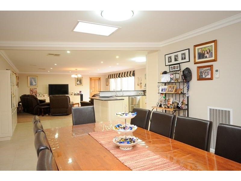 2 Morrow Crescent, Leopold VIC 3224