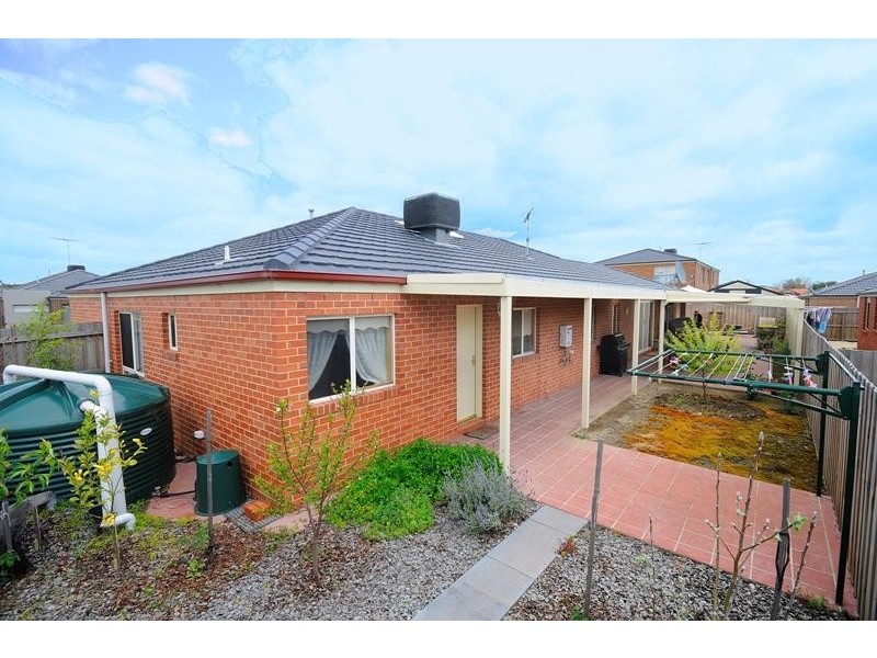 2 Morrow Crescent, Leopold VIC 3224