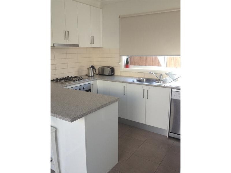 2/1 Allambie Street, Leopold VIC 3224