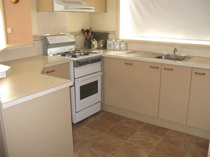 2/36 Burlington Crescent, Leopold VIC 3224