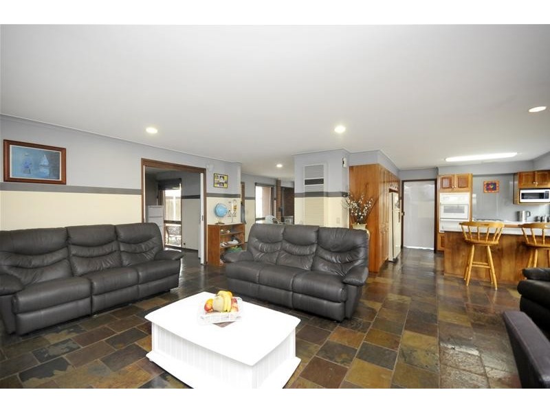 30 Heytesbury Drive, Leopold VIC 3224