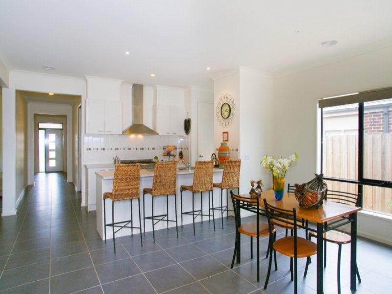 67 Hoddle Drive, Leopold VIC 3224