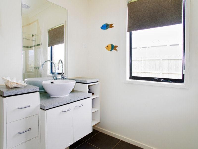 67 Hoddle Drive, Leopold VIC 3224