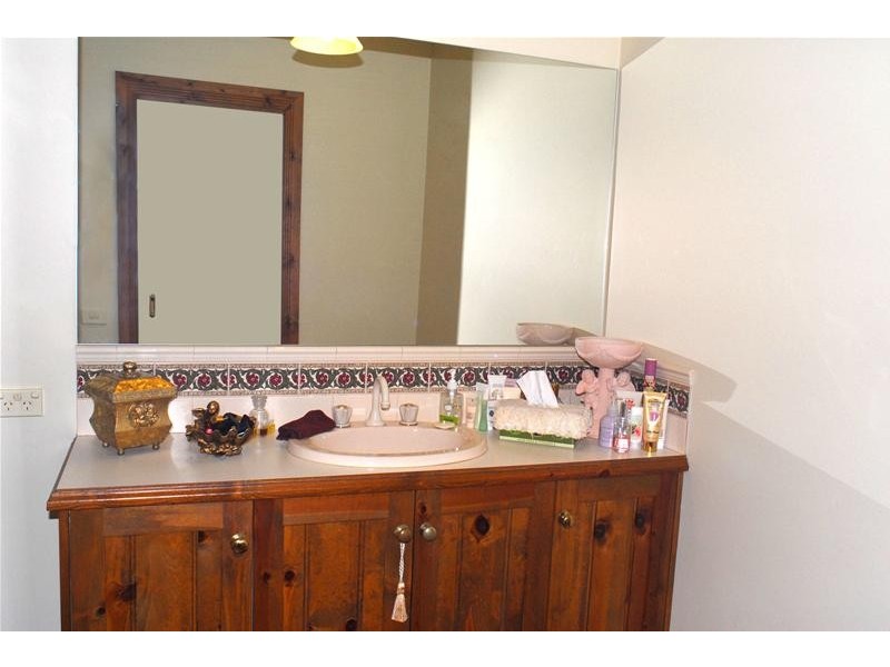 11 Dendle Street, Leopold VIC 3224