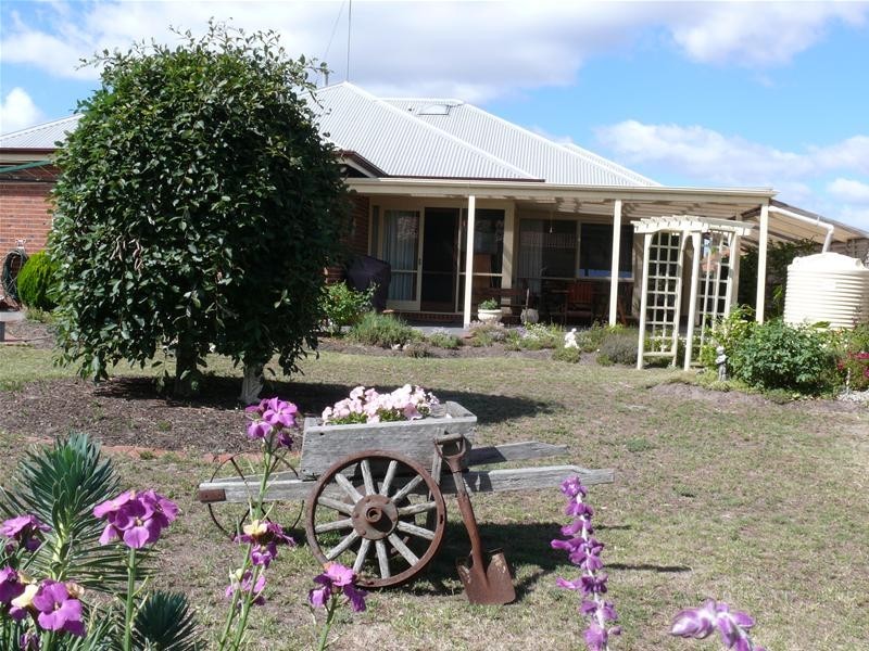 11 Dendle Street, Leopold VIC 3224