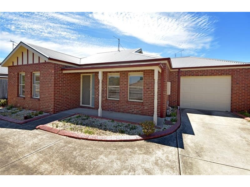 2/28 Townview Court, Leopold VIC 3224