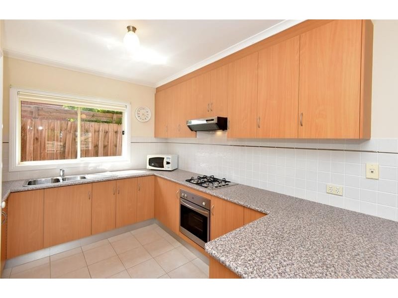2/28 Townview Court, Leopold VIC 3224