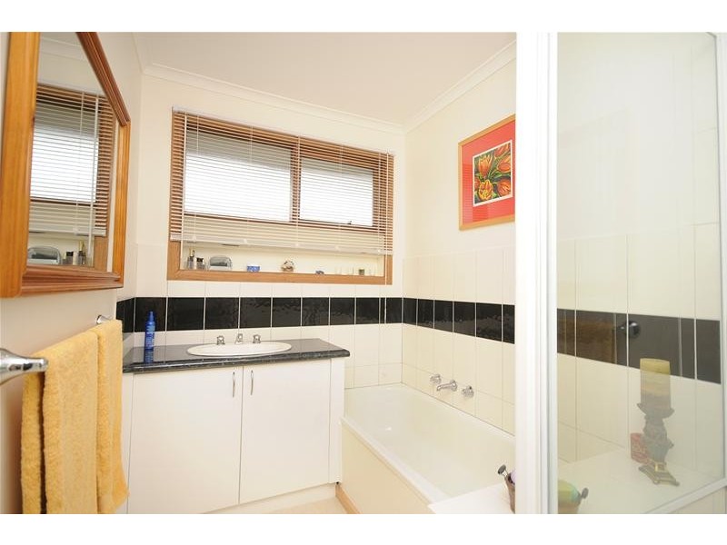 38 Allanvale Avenue, Leopold VIC 3224