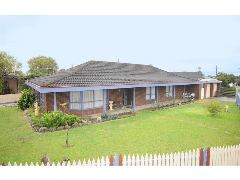 38 Allanvale Avenue, Leopold VIC 3224