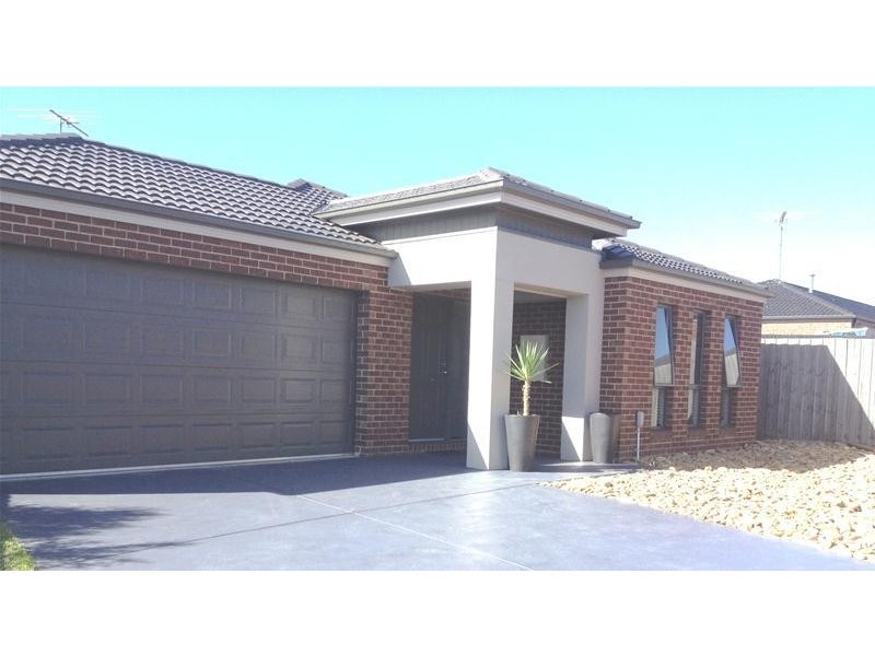 2/6 Farmland Lane, Leopold VIC 3224