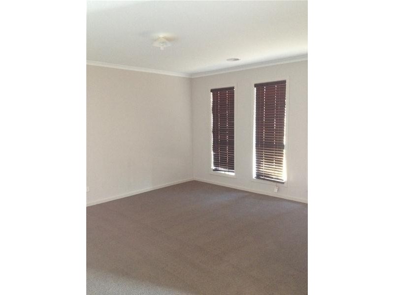 2/6 Farmland Lane, Leopold VIC 3224