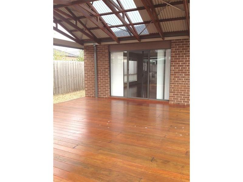 2/6 Farmland Lane, Leopold VIC 3224