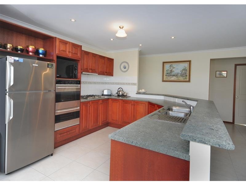 16 Maddison Court, Leopold VIC 3224