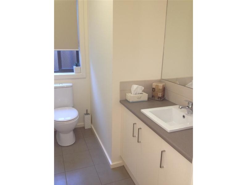 2/6 Moonaree  Road, Leopold VIC 3224