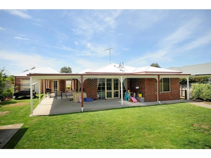 14 Canowindra Way, Leopold VIC 3224