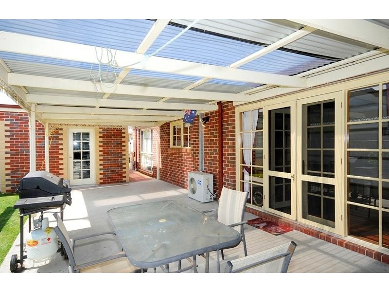 14 Canowindra Way, Leopold VIC 3224