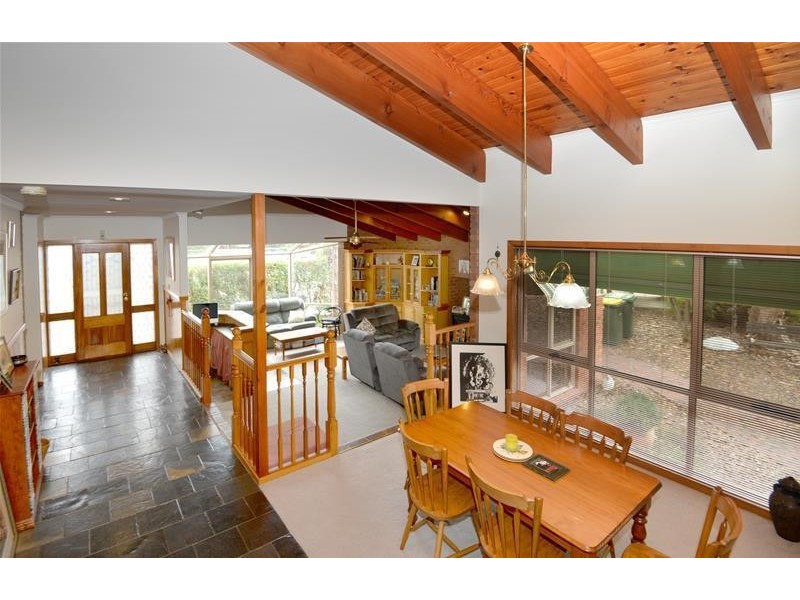 16 Bowman Place, Leopold VIC 3224