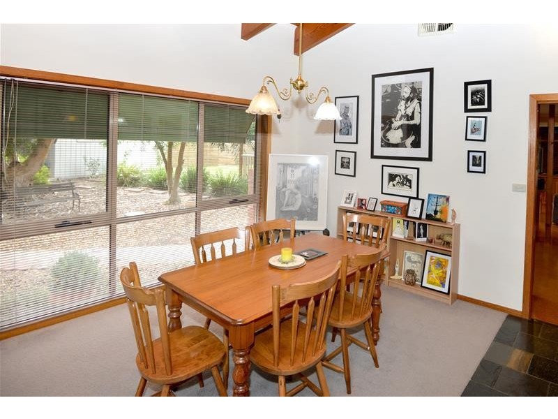 16 Bowman Place, Leopold VIC 3224