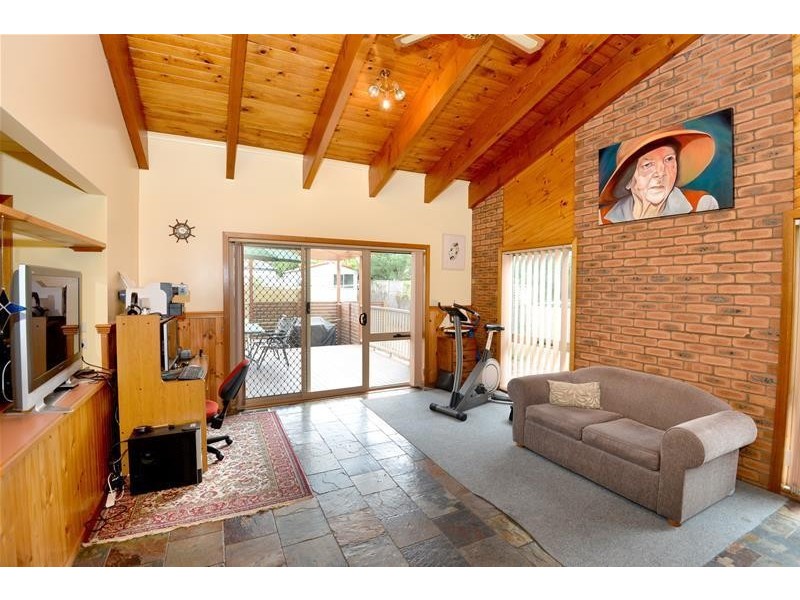 16 Bowman Place, Leopold VIC 3224