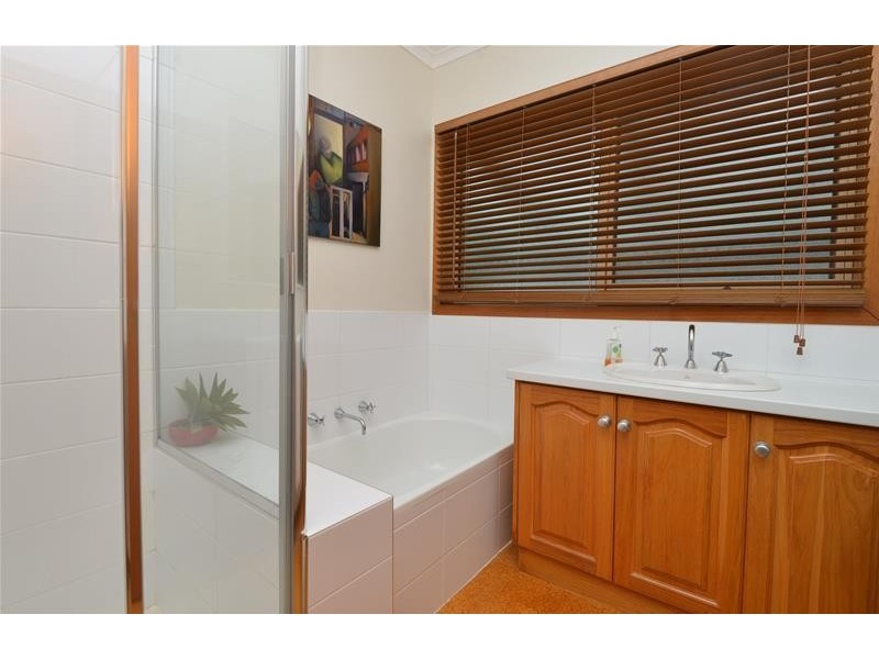 16 Bowman Place, Leopold VIC 3224