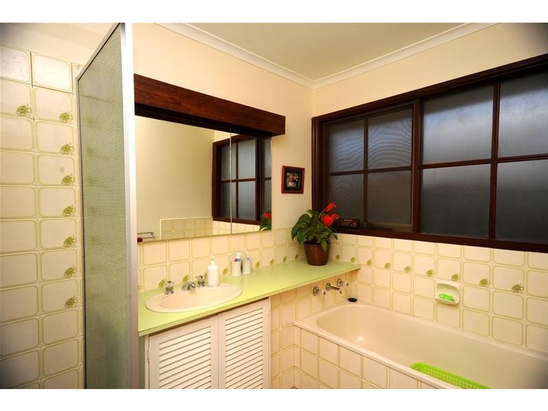 16 Nathan Court, Leopold VIC 3224