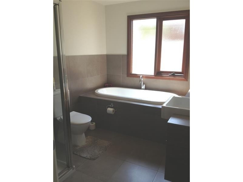 17 Morrow Crescent, Leopold VIC 3224