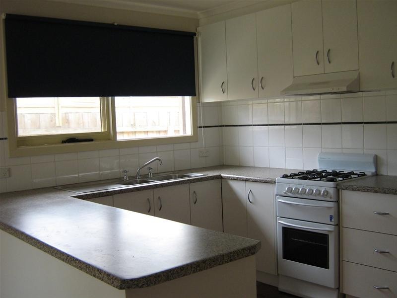 6 William Street, Leopold VIC 3224