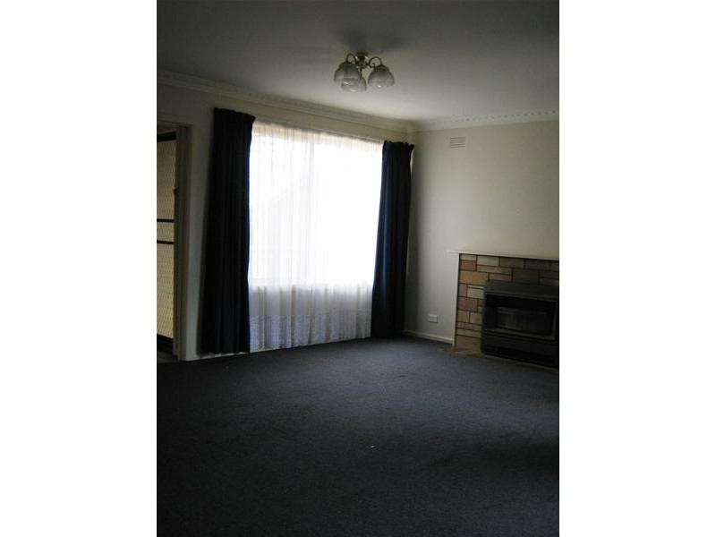 6 William Street, Leopold VIC 3224