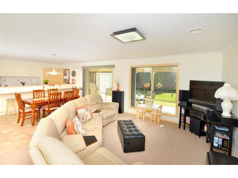 7 Tara Court, Leopold VIC 3224