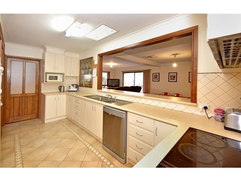 10 Allanvale Avenue, Leopold VIC 3224