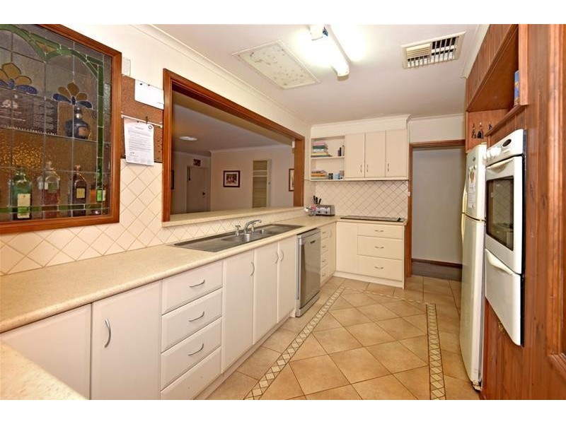 10 Allanvale Avenue, Leopold VIC 3224