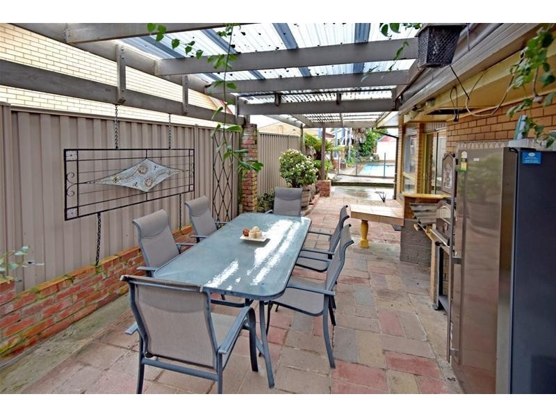 10 Allanvale Avenue, Leopold VIC 3224