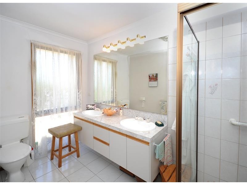 32 Donvale Drive, Leopold VIC 3224