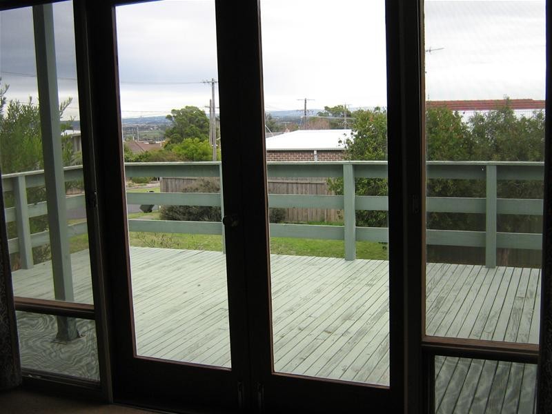 1 Clivedon Court, Leopold VIC 3224