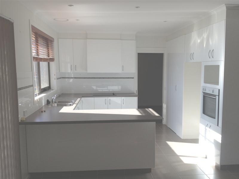 24 Allambie Street, Leopold VIC 3224