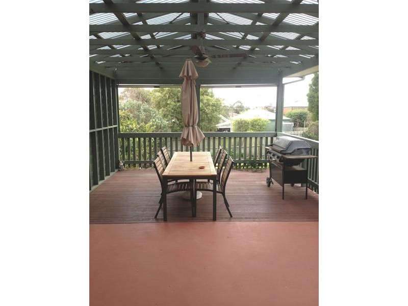 24 Allambie Street, Leopold VIC 3224