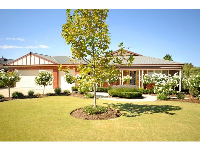 37 Balmoral Gardens, Leopold VIC 3224